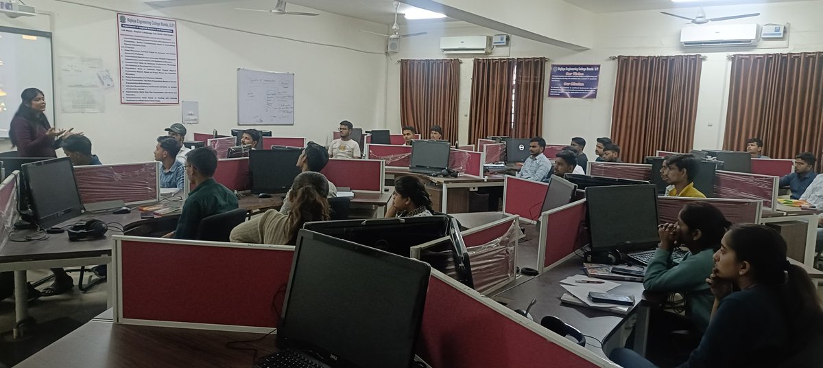 recb_ic's tweet photo. An orientation session was conducted by the REC Banda Incubation Centre on "Idea Pitching and Brainstorming." on 18th Feb 26 @vibhashds10 @shivesh0107 https://t.co/xQBG2qrrtA