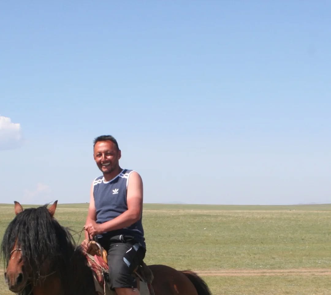 Цагаан сарын мэнд дэвшүүлье!
Сар шинэдээ сайхан шинэлээрэй
Бүх Монгол найзууддаа шинэ оны мэнд хүргэе.
Гал морь жилийн мэнд хүргэе #mongolia🇲🇳