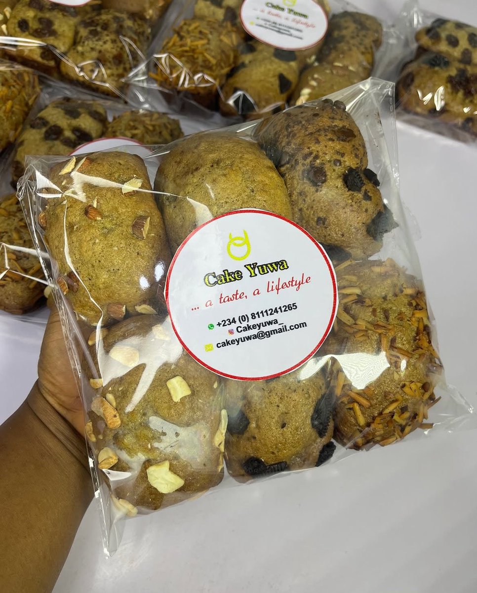 Our banana bread is just what you need to satisfy those cravings. 

Available in:
-Pack of 6 Minis
-Midi Loaf
-Regular Loaf
-Maxi Loaf
-Oat banana bread 

Next delivery: Wednesday 
To order; send a Dm or click link in bio

📍Abuja