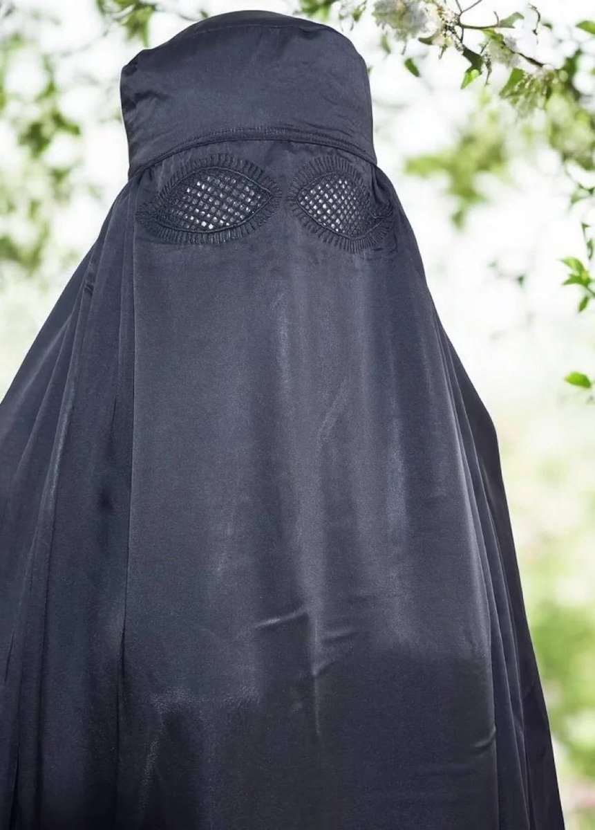 Benonwine tweet media