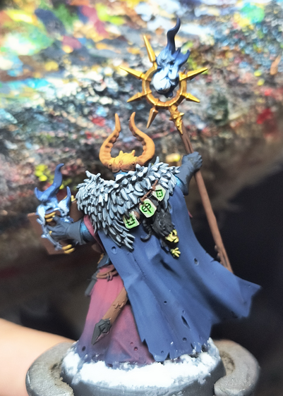 Skelebrumm's tweet photo. A very tzeentch-y model in hype for the tome this saturday https://t.co/OobQdgkVle