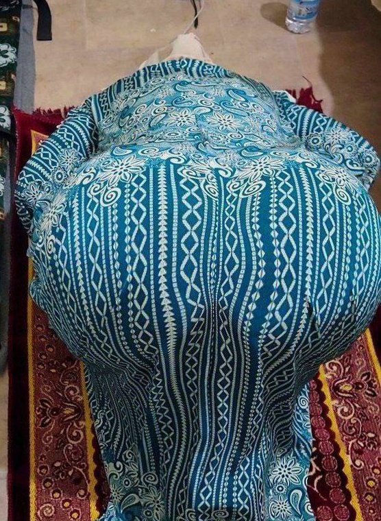 Still adding losers to the groupchat with my school friends and sister. Rt and comment to be added.
Must be following me.👿