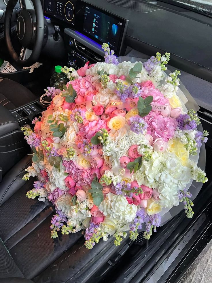 Flower Flicks tweet media