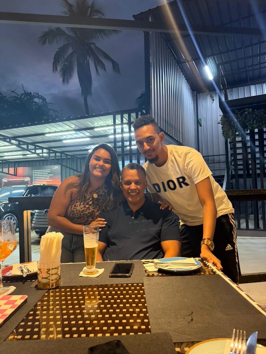 emg1238's tweet photo. Disfrutando con mis hijos! https://t.co/lmI7CkRqS5