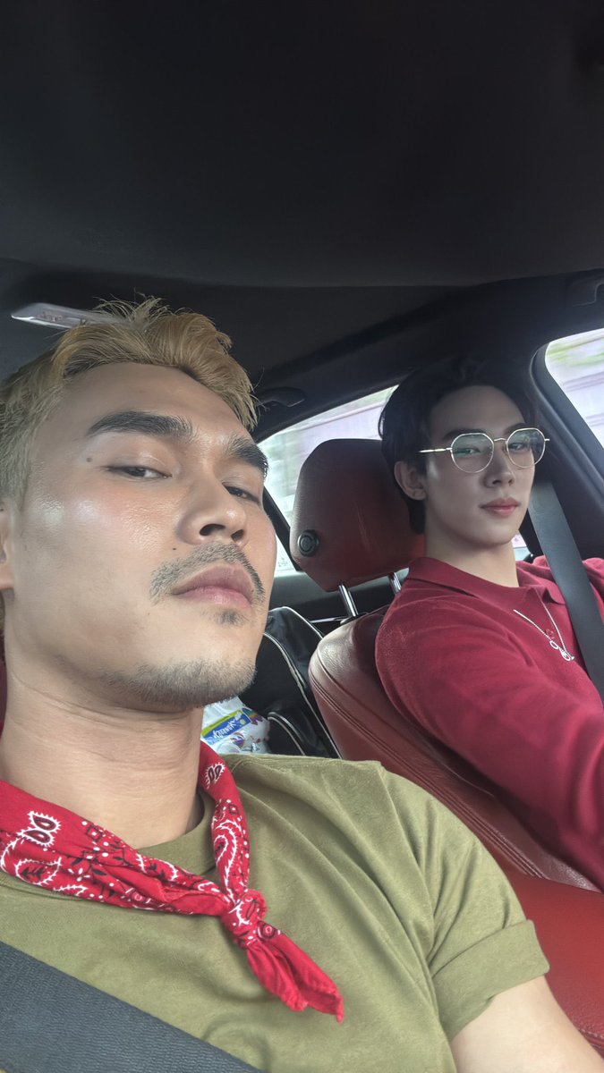 ชั้นยอมชีแล้ว ชีถ่ายเมะม๋าของชีทั้งวัน ยอมแพ้ค่ะ😭😭