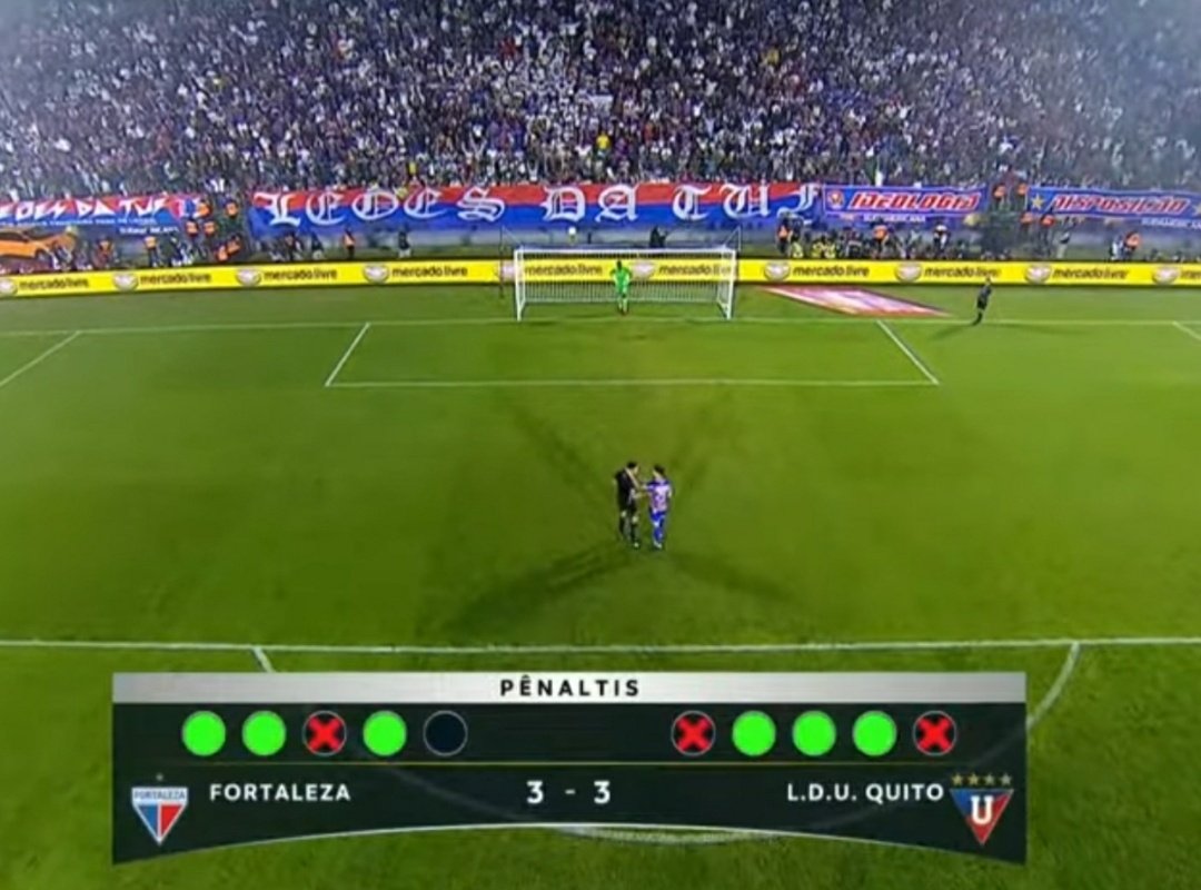 Pedro Augusto na cobrança do último pênalti. 
Os caras estão mt perto de fazer história 🤦🏻‍♂️