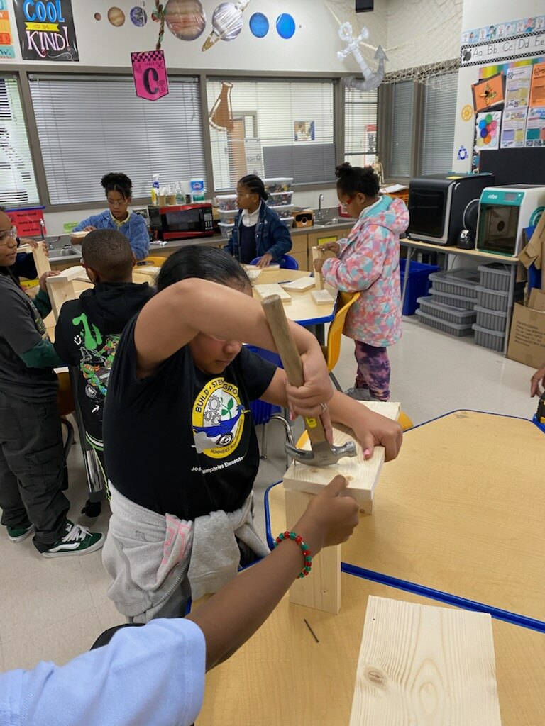 Mrs. Lanier tweet media