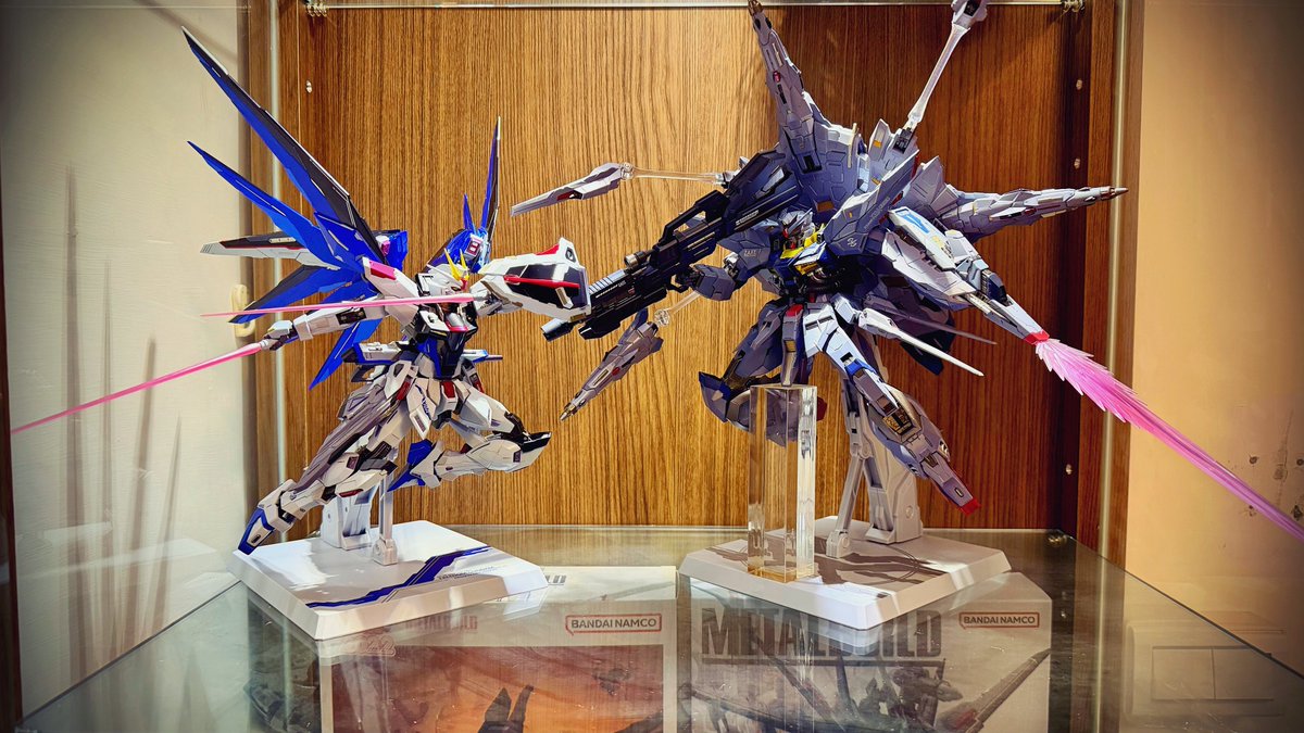 再販のお陰でようやく開封したメタルビルドフリーダム♪ #メタルビルド