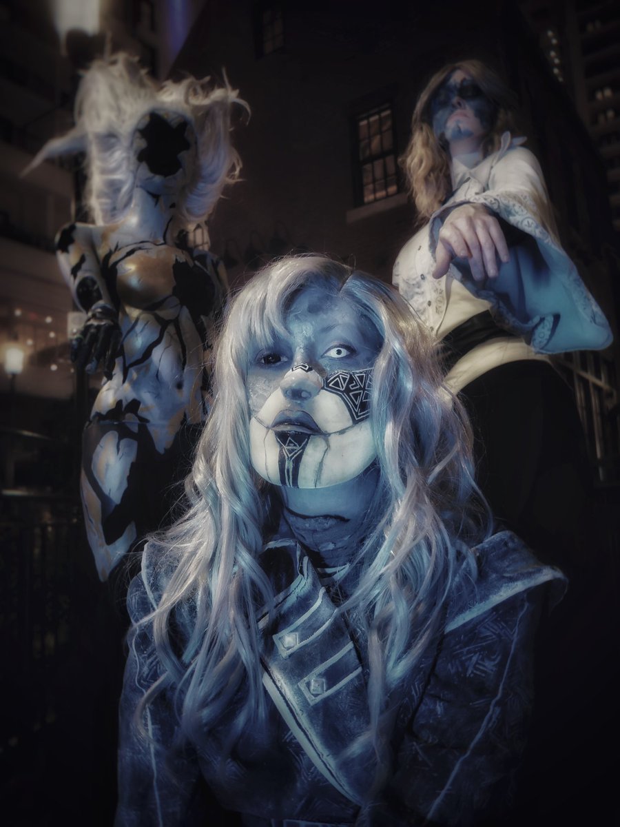 As promised here’s my debut of my Painted Alicia cosplay at Katsucon. I’m so happy I got to duo with <a href="/sonnentreppe/">Tara</a> as Alicia and Aline. And also special thanks to <a href="/tthereacher/">rin</a> for being the best with all of their ref images they’ve been posting which helped bring this to life