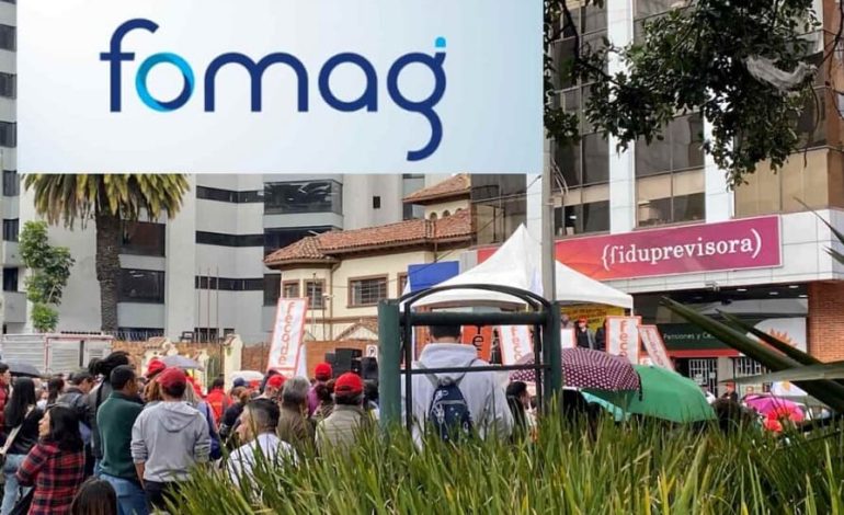 Fiscalía investiga irregularidades en pagos de prima docente superarían los $260.000 millones https://t.co/tdeJQHjUDt