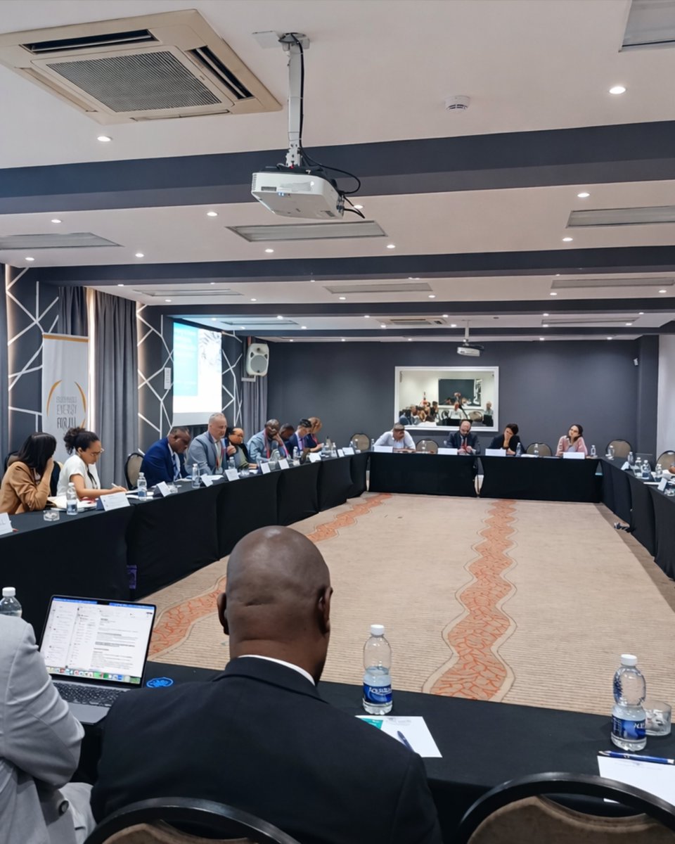 Paris Peace Forum tweet media