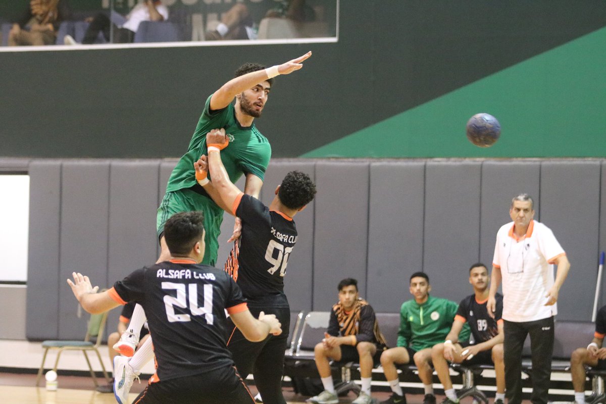 عالم كرة اليد بالنادي الأهلي🤾‍♂️ tweet media