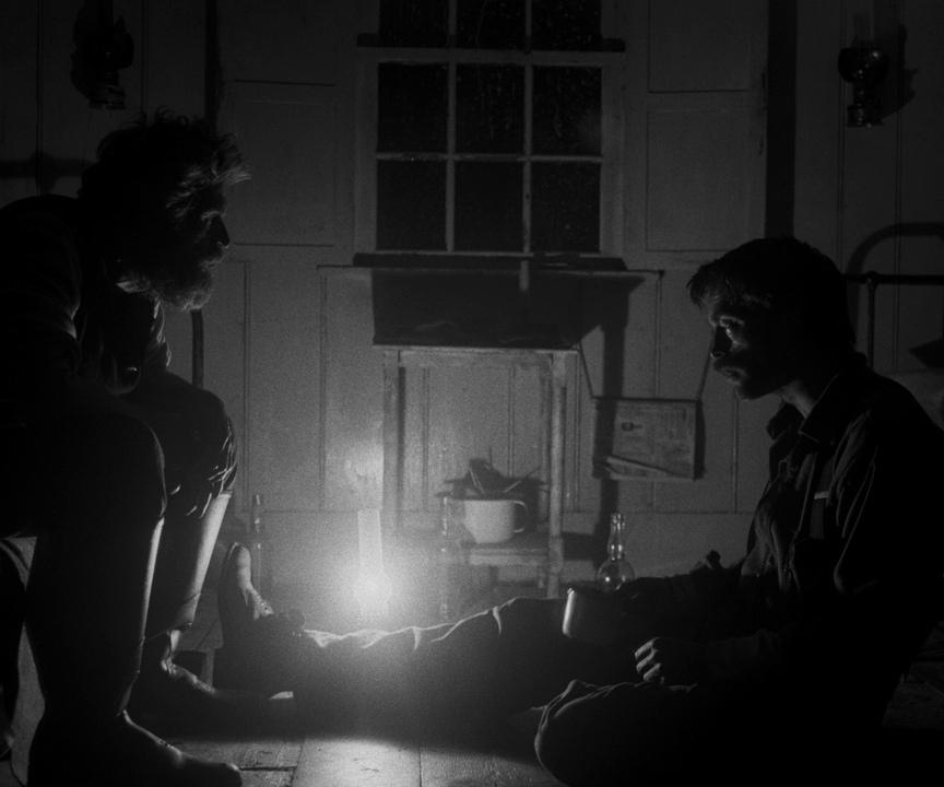 SavoirEternel's tweet photo. Si vous aimez les thrillers psychologiques, je vous invite à visionner The Lighthouse. Un malaise profond s'installe au fur et à mesure du film grâce au duo Willem Dafoe et Robert Pattinson. C'est assez déstabilisant... https://t.co/QgJCYKMFMe