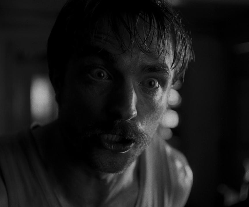 SavoirEternel's tweet photo. Si vous aimez les thrillers psychologiques, je vous invite à visionner The Lighthouse. Un malaise profond s'installe au fur et à mesure du film grâce au duo Willem Dafoe et Robert Pattinson. C'est assez déstabilisant... https://t.co/QgJCYKMFMe