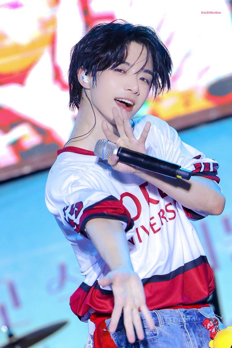 datwasdat's tweet photo. 밤시모토칸나 https://t.co/QL2haDGela