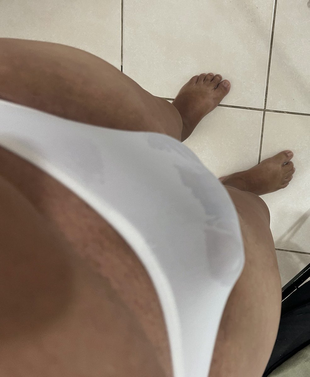 RobsonAtila2's tweet photo. É CARNAVAL NO BRASIL 🇧🇷🧸 https://t.co/H3VW81zTW0