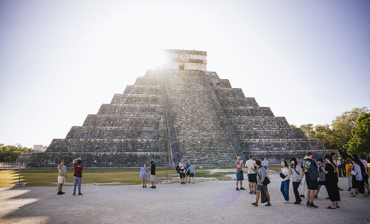 joakimhall's tweet image. Chichén Itzá var turistigt och relativt dyrt, med mexikanska mått mätt. Men nu är det avklarat. #Mexiko #ChichenItza