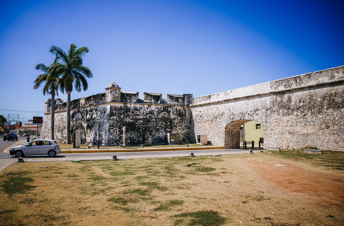 joakimhall's tweet image. Chichén Itzá var turistigt och relativt dyrt, med mexikanska mått mätt. Men nu är det avklarat. #Mexiko #ChichenItza