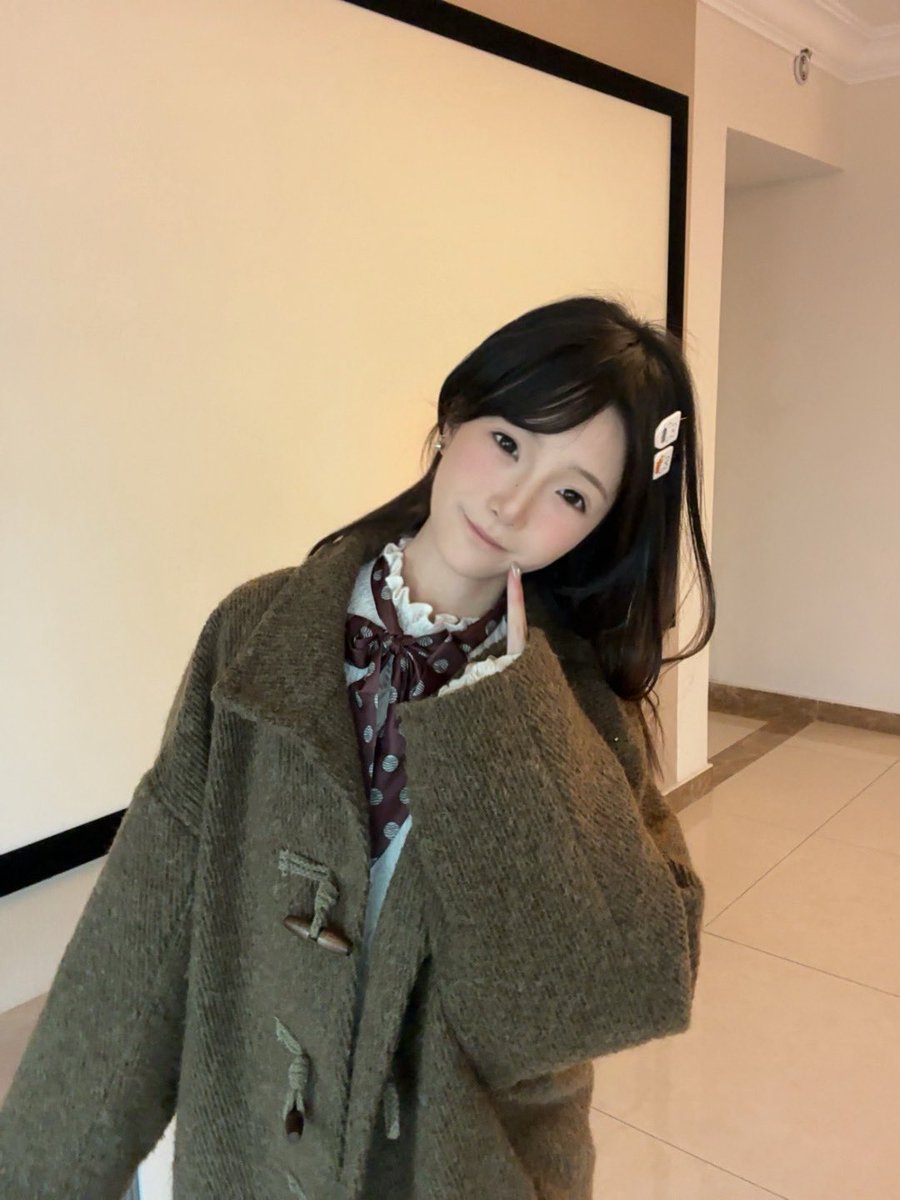楼楼跳了 tweet media