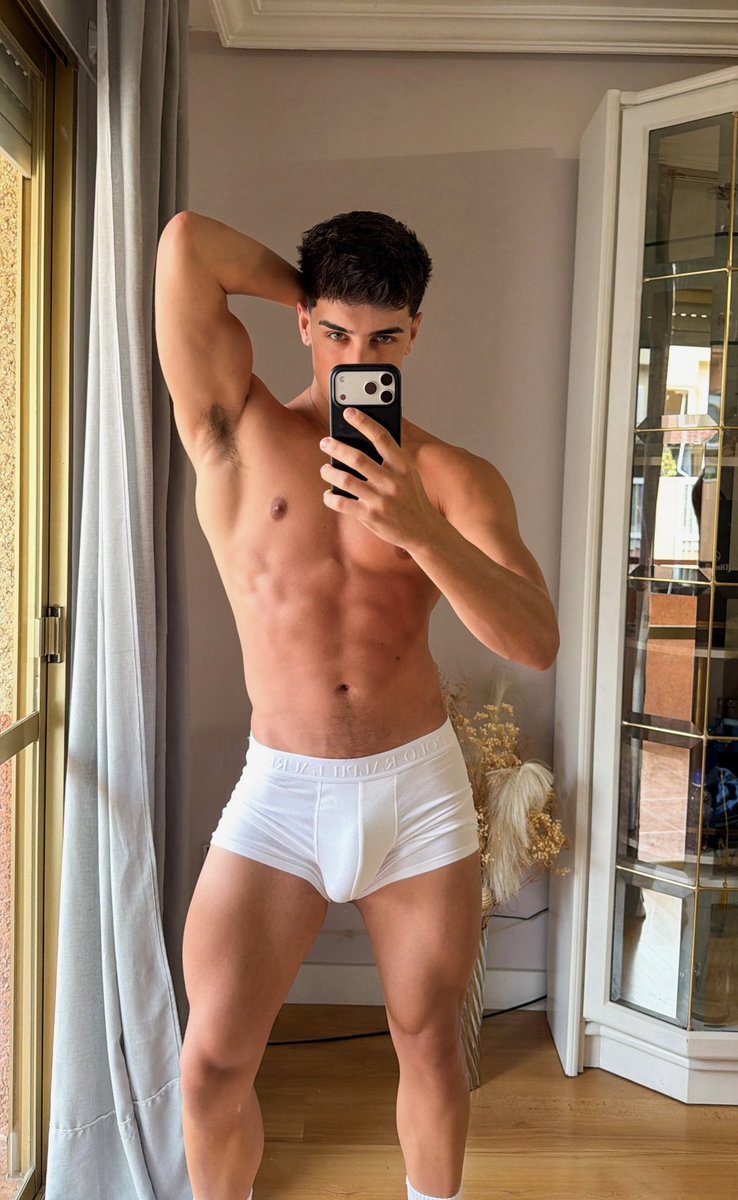 Adrian lopez tweet media