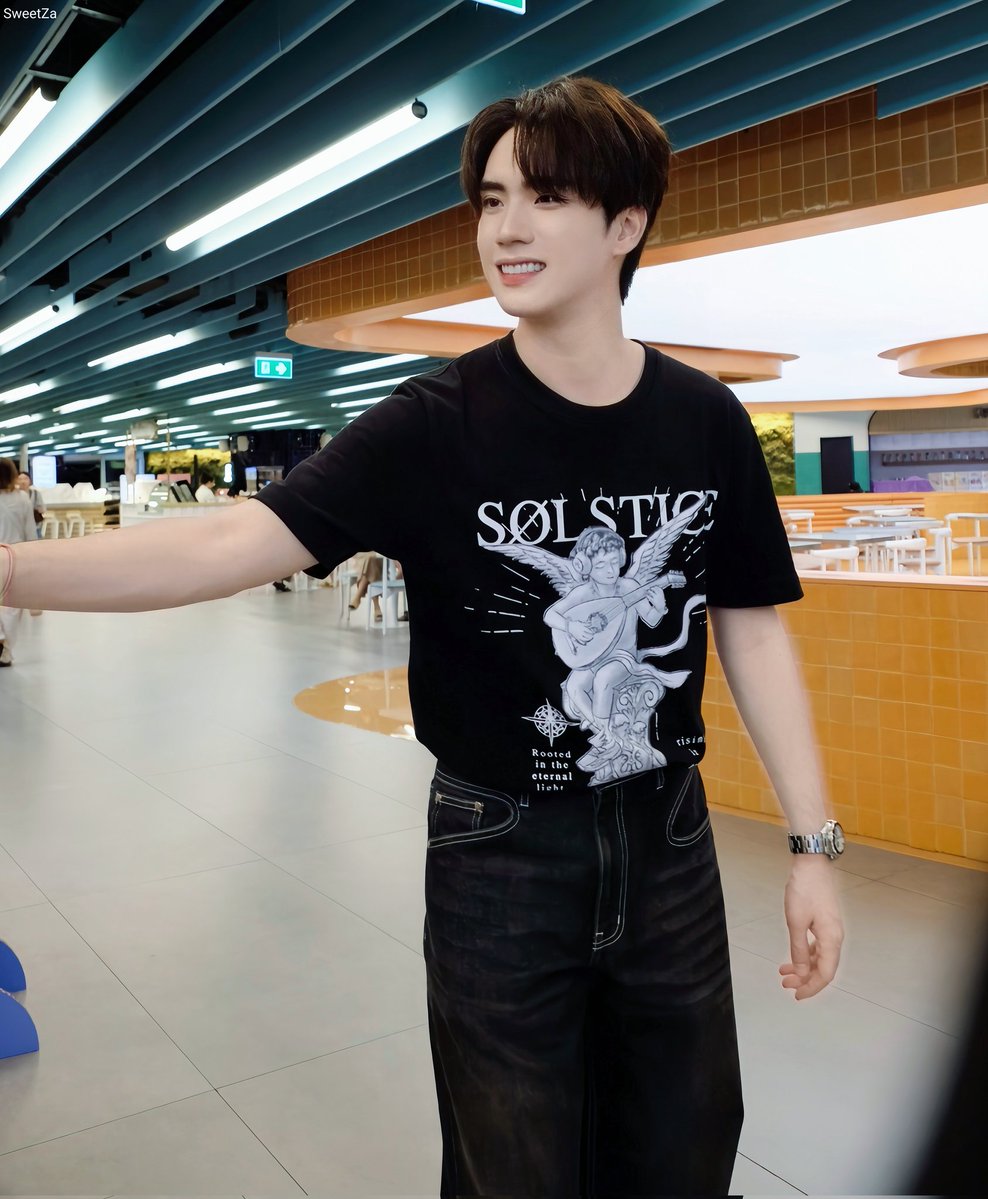 คิดถึงเธอที่รัก😘💞
#ธรรมศาสตร์รวมใจรักษ์ผ้าไทยคู่แผ่นดินxตี๋ธนพล 
#TEeThanapon #ตี๋ธนพล