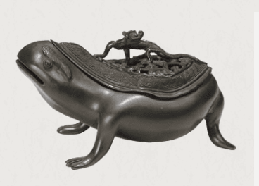 この三足の蛙…お香屋さんにレプリカがありそうだな… 惹かれる