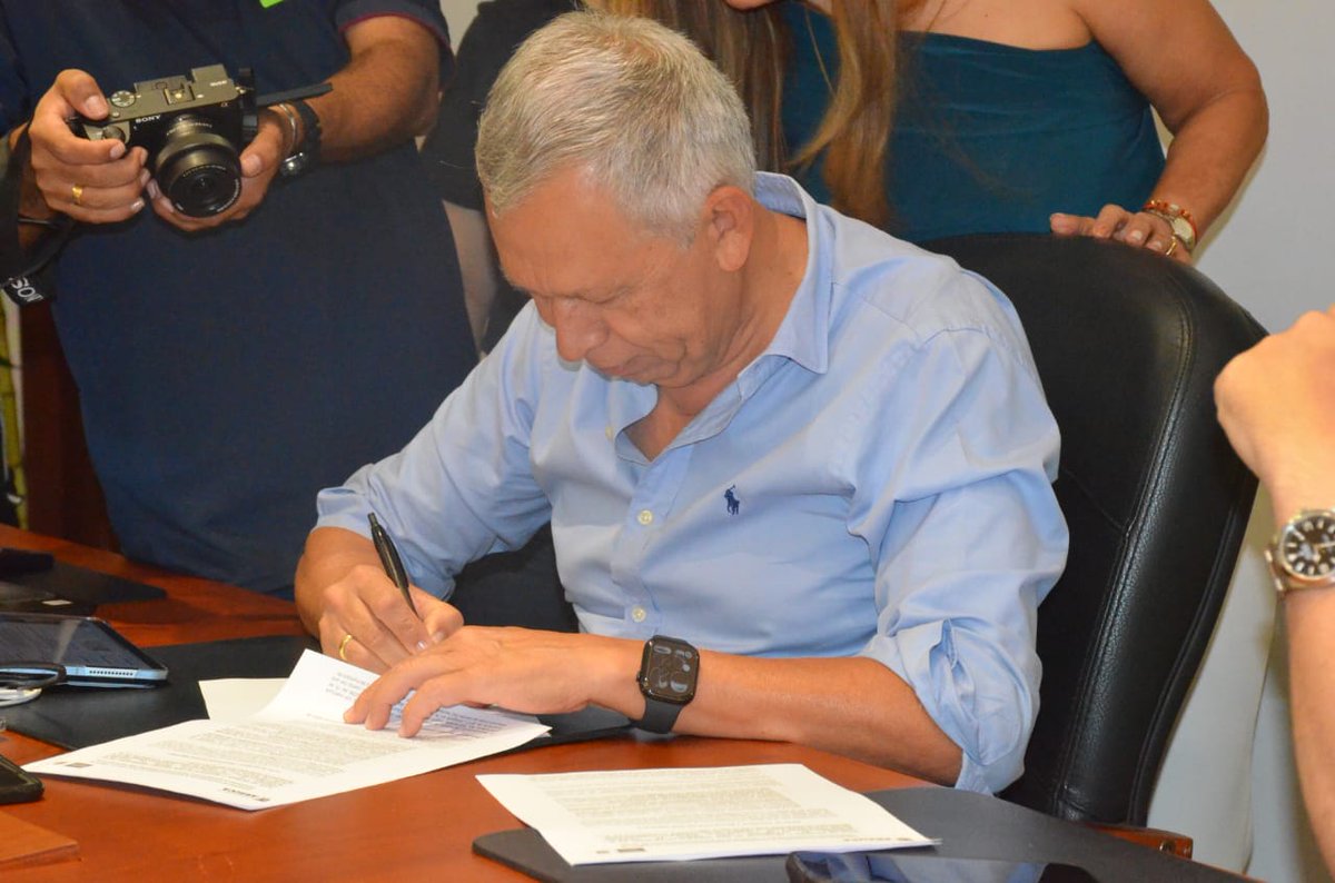 Hernán Porras Díaz tweet media