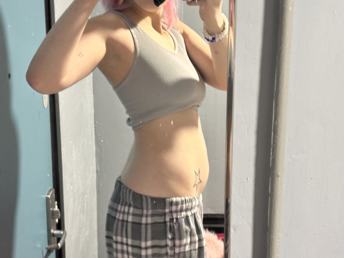 Ll3nTai's tweet photo. 5’1 116 Ew fucking arm pit fat :( #edtwt BMI 21 https://t.co/1sDCC1aSR6