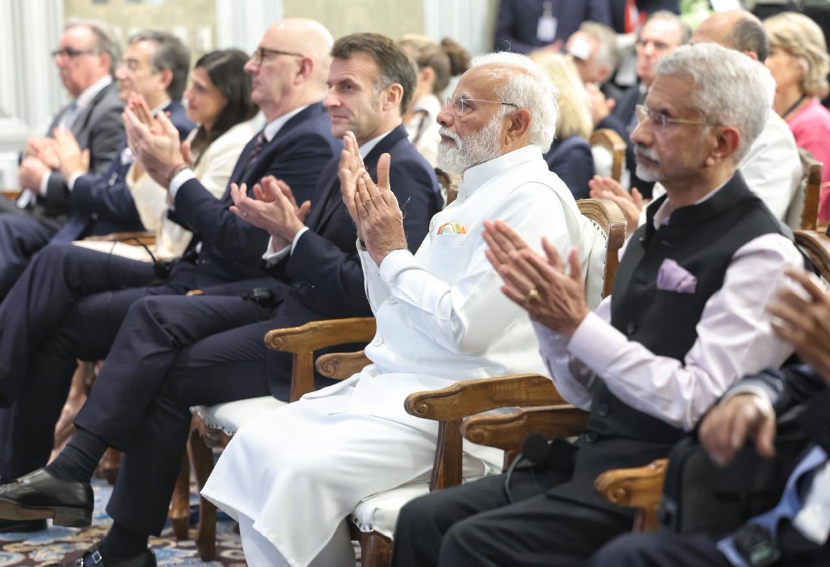FranceinIndia's tweet photo. At Indo-French Innovation Forum in Mumbai, Prez Macron &amp; PM Modi inaugurate the India-France Year of Innovation 2026.
The forum gathers around 400 reps from businesses &amp; innovation ecosystems in both countries from the economic, cultural, and academic spheres. https://t.co/3DnOWcNWWW
