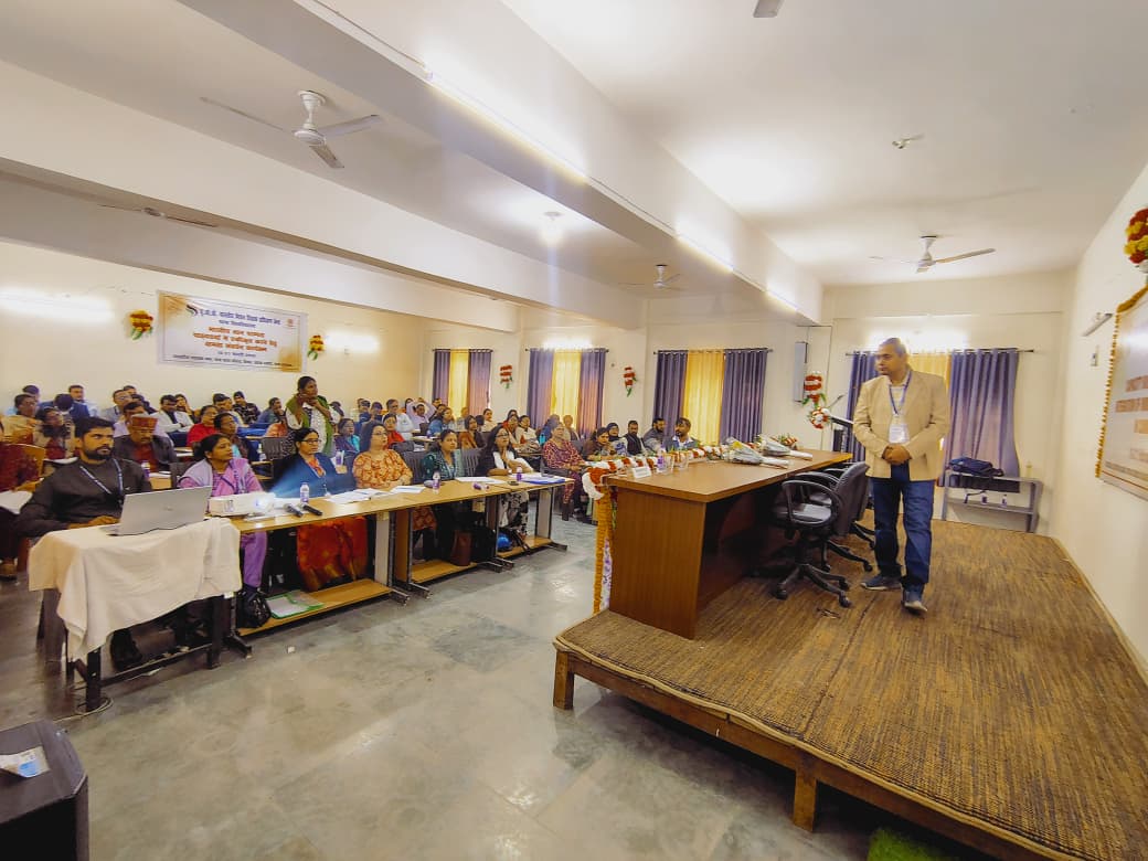 PatnaUniversit's tweet photo. Glimpses of day 2 of UGC Capacity building programme on integration of Indian Knowledge System in Curriculum at MMTTC Patna University (16-21 February 2026)
#IndianKnowledgeSystem #HigherEducation #UGC #CurriculumDevelopment #FacultyTraining https://t.co/uhzptLY9Ia