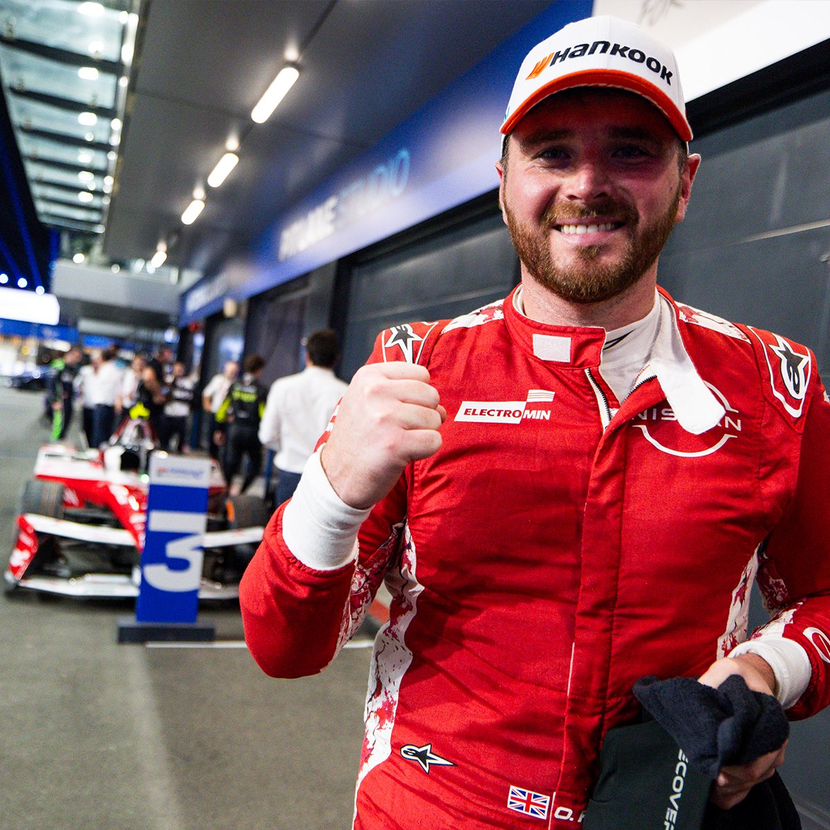 PoleLimited's tweet photo. In Jeddah, Nissan Formula E Team’s Oliver Rowland secured his and the squad’s third podium of the 2025/26 campaign during the Brit’s 100th race in the championship!

#Nissan #FormulaE #FeelElectric #JeddahEPrix https://t.co/LTGqm4JWXn