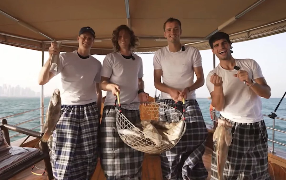 الكاراز ، سينر ، ميدفيديف و روبليف خرجوا مع بعض في رحلة صيد جماعية في الدوحة 😍🇶🇦🎣