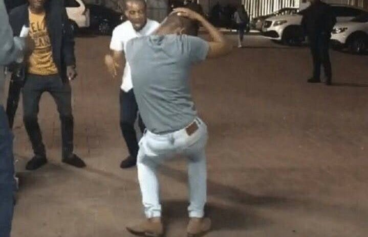 "They told me everybody's 15 minutes in a different timezone..."