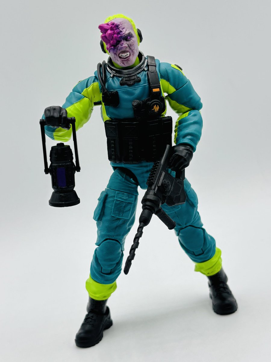 sirpaul64's tweet photo. Mole Rat Stage 2 GIJOE Classified Unboxing & Review! https://t.co/g4wTTguu6y #molerat #cobra #hasbro #gijoe #gijoenation https://t.co/Uli0SAHgUU
