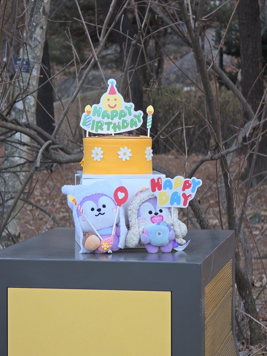 생일축하해 내사랑❤️❤️❤️
너로인해 너무 행복하다 제이홉🩷🩵🩷🩵
#제이홉의하루가_사랑으로가득하길
#제이홉_생일복_많이받아
#HAPPYJHOPEDAY
#To_Be_Continued_218

J-HOPE’S SWEETEST BIRTHDAY
HAPPY HOBI DAY