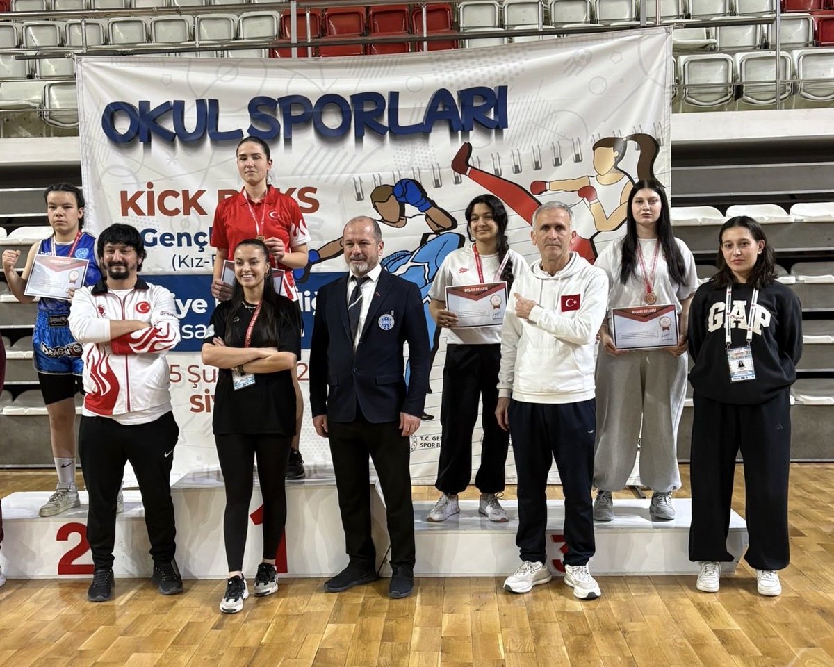 11-15 Şubat 2026 tarihleri arasında Sivas’ta düzenlenen Okul Sporları Gençler Kick Boks Türkiye Birinciliği müsabakalarında ilimizi temsil eden sporcularımız önemli dereceler elde ederek kürsüde yer aldı. 🇹🇷🥊
👇
facebook.com/share/p/1C9bBd…