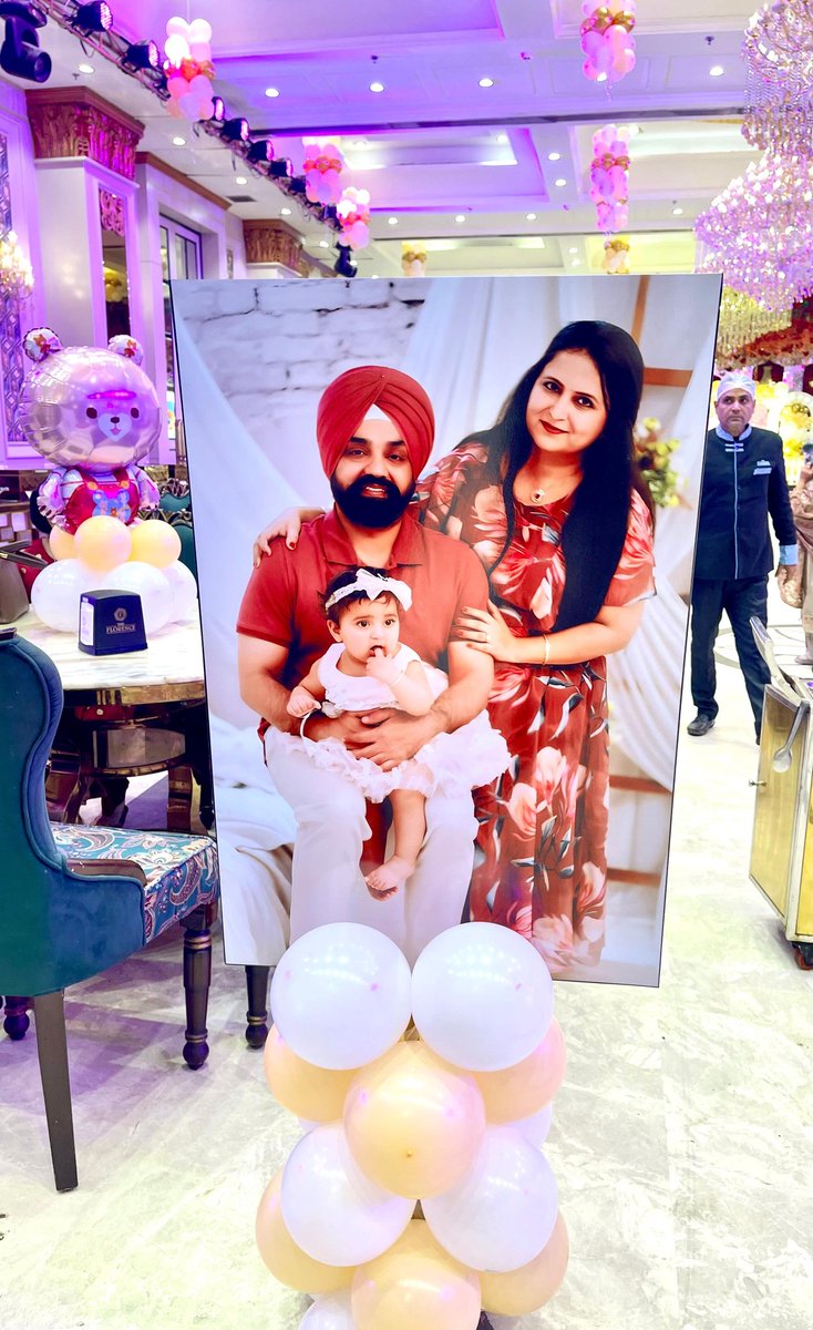 hskalka's tweet image. Happy 1st Birthday, Ishnoor. 

Heartiest congratulations to S. Gurdev Singh ji, S. Jasmeet Singh ji, and the entire family on little Ishnoor turning one today!
May Waheguru bless her with a life full of happiness, good health, and endless smiles.

#HappyBirthday #LittleOnes