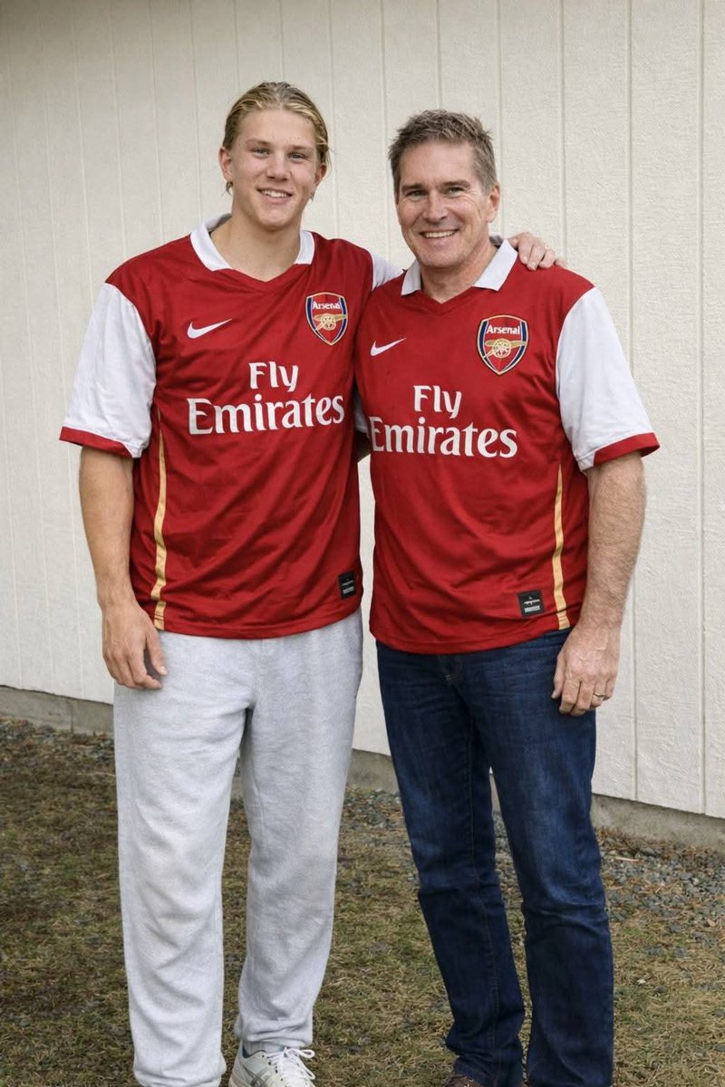 Mr. Arsenal tweet media