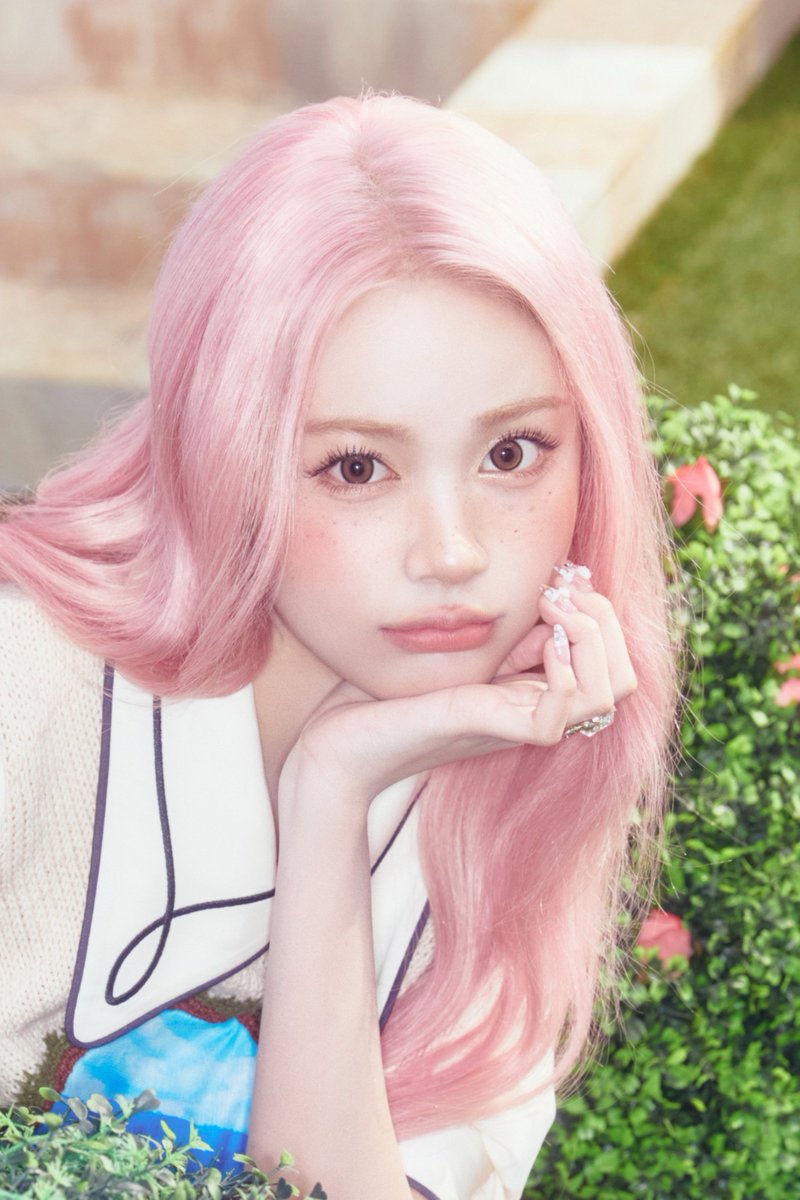 Hearts2Hearts’ Carmen debuts pink hair for ‘RUDE!’ Out February 20th.