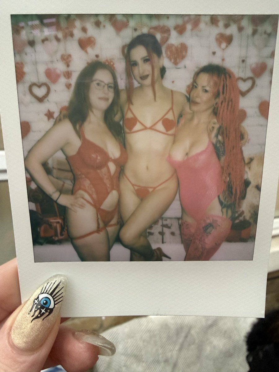 Piggy Mouth tweet media