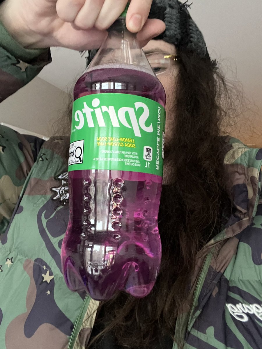 trappinmadeithappen tweet media