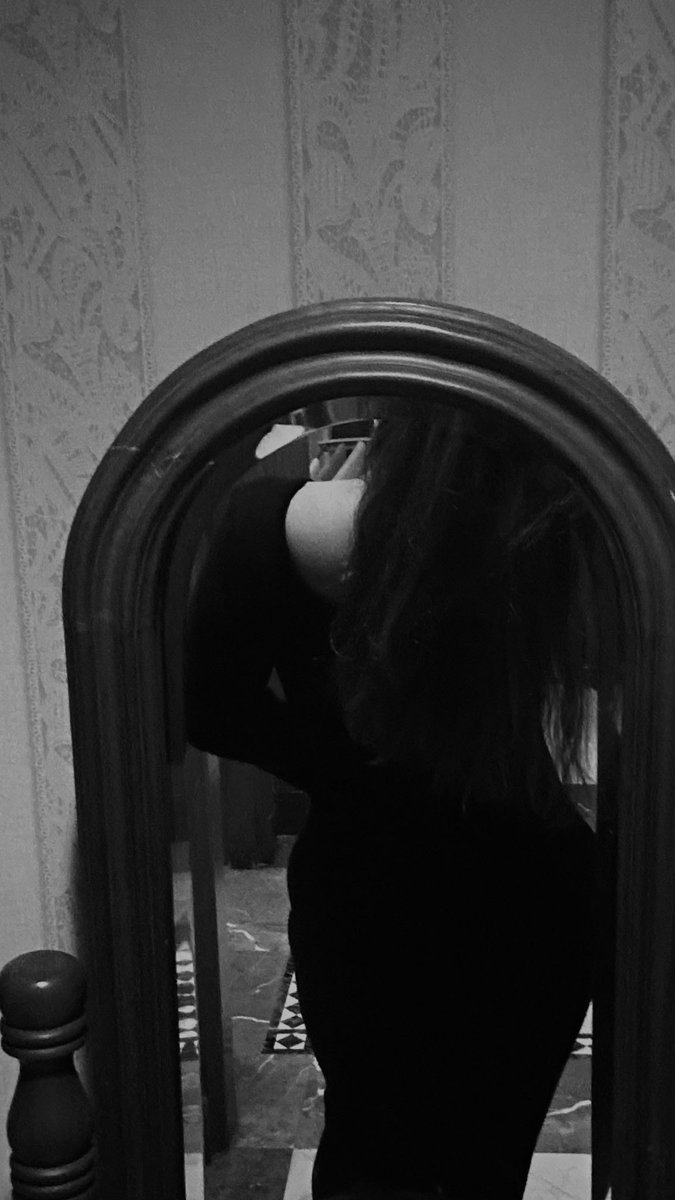 Hi looking for mutuals and friends
clean acc only yapp altr!