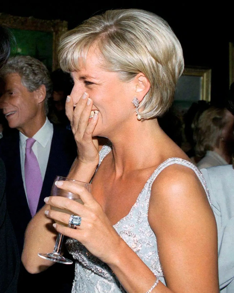 marieclaire's tweet photo. Constantly daydreaming about #PrincessDiana’s divorce ring — a 25-carat emerald-cut aquamarine set in 24-karat yellow gold. Later worn by Meghan, Duchess of Sussex, on her wedding day, the iconic piece symbolized Diana’s independence from the Royal Family.  photos: @gettyimages https://t.co/SwAHzHvdJl