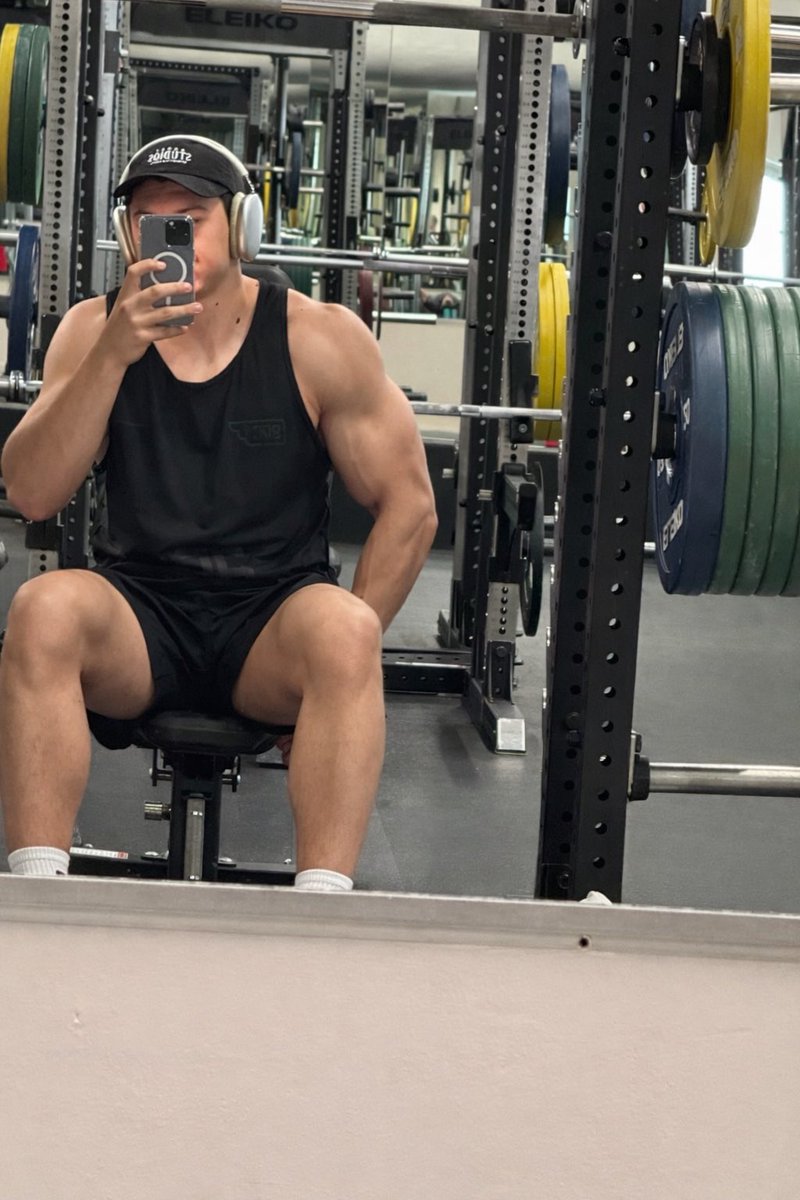 NXH Greg tweet media