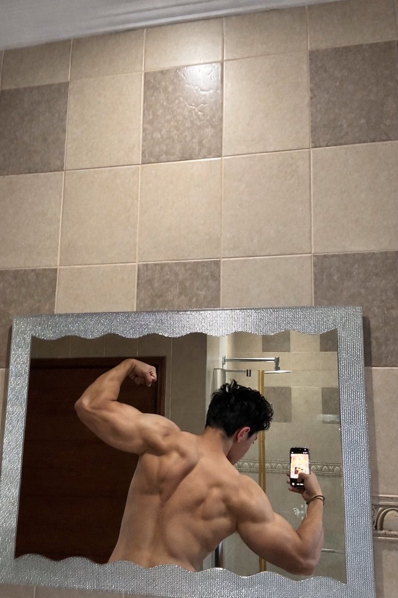 NXH Greg tweet media