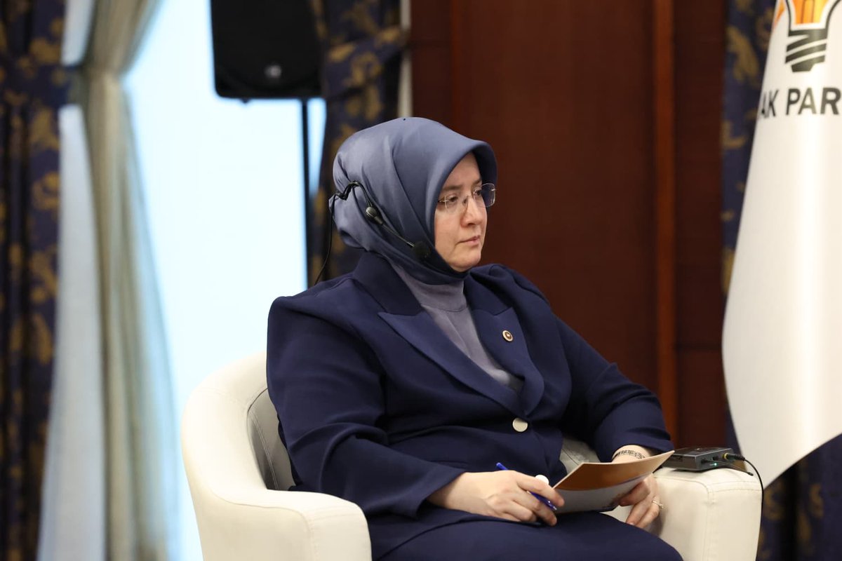 📍AK Parti Genel Merkez
İnsan Hakları Başkanlığımızın düzenlediği
İnsan Hakları ve Aile Zirvesi'nde "#Kültür ve #Aile Normlarının Geleceği oturumunda Milletvekilimiz <a href="/OsmanMesten16/">Osman Mesten</a>,
İstanbul Aile Vakfı Başkanı Üner Karabıyık ve <a href="/SerdarEryilmaz1/">Serdar ERYILMAZ</a>’ın konuşmaları ile gerçekleştirdik.