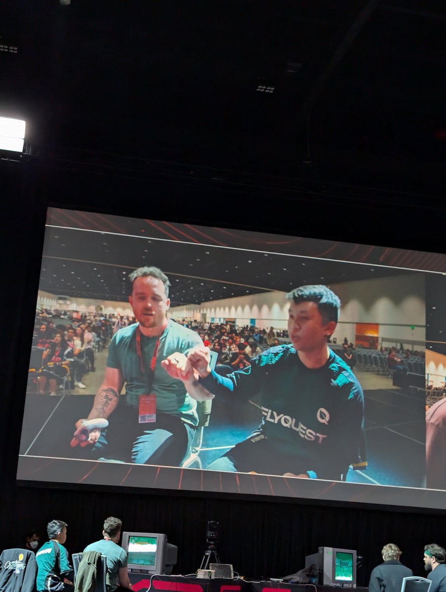 Victor A Dias tweet media