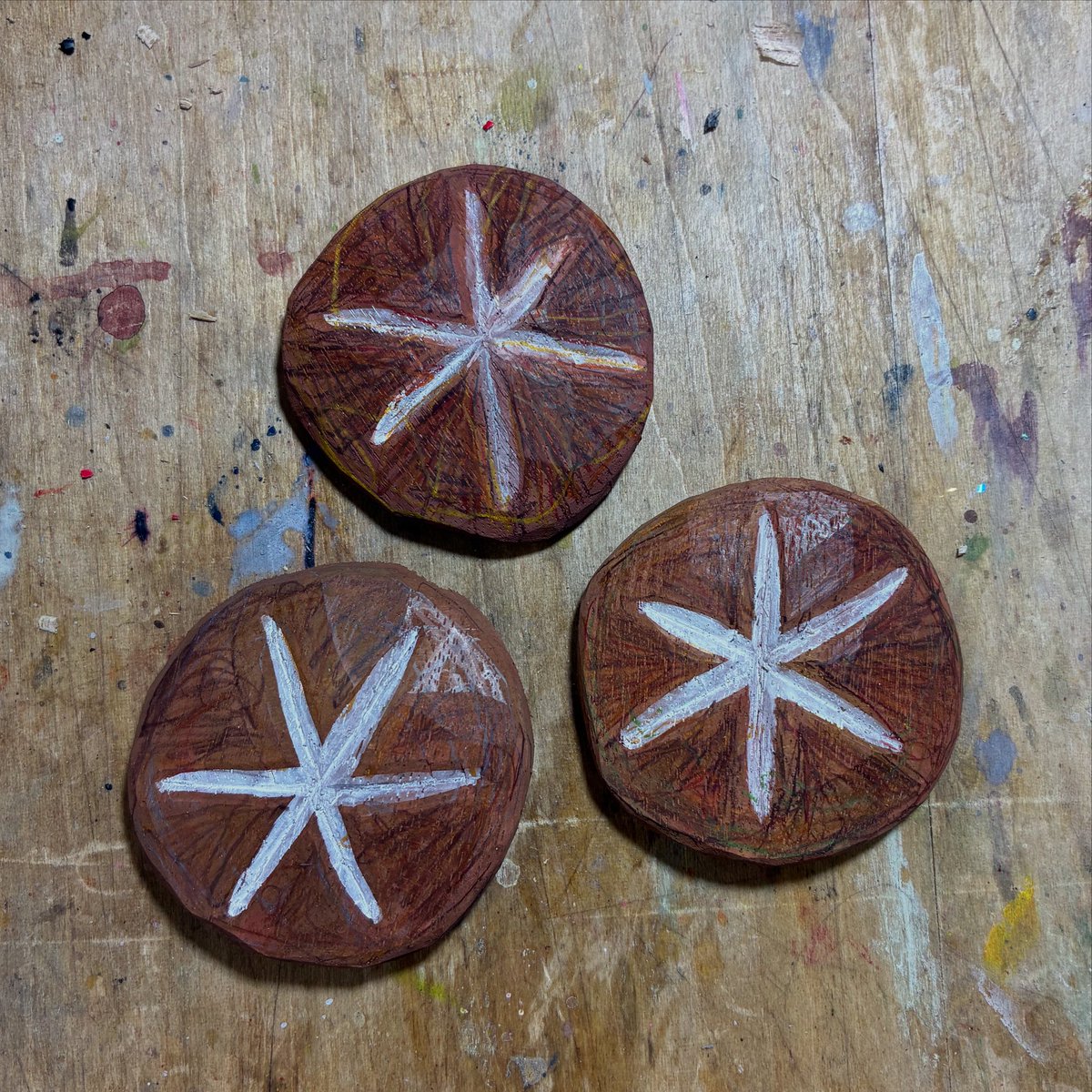 久しぶりに、飾り切りのしいたけをつくりました！ヘアゴムになる予定です🙌