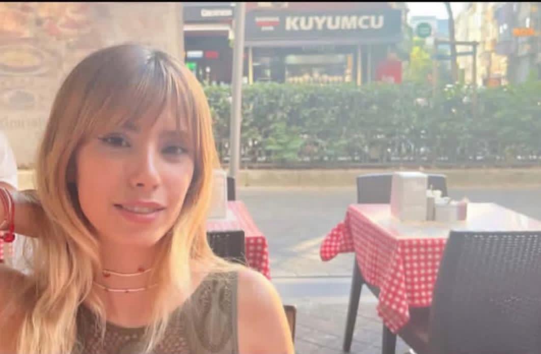 #نرگس_محمدی 
در تاريخ ء٢ بهمن، با هجوم ه نيروى لباس شخصى در منزل شخصى خود در تبريز بازداشت شده است.
تمام وسايل شخصى او از جمله ليتاب، موبايل و فلش ها ضبط شده اند.