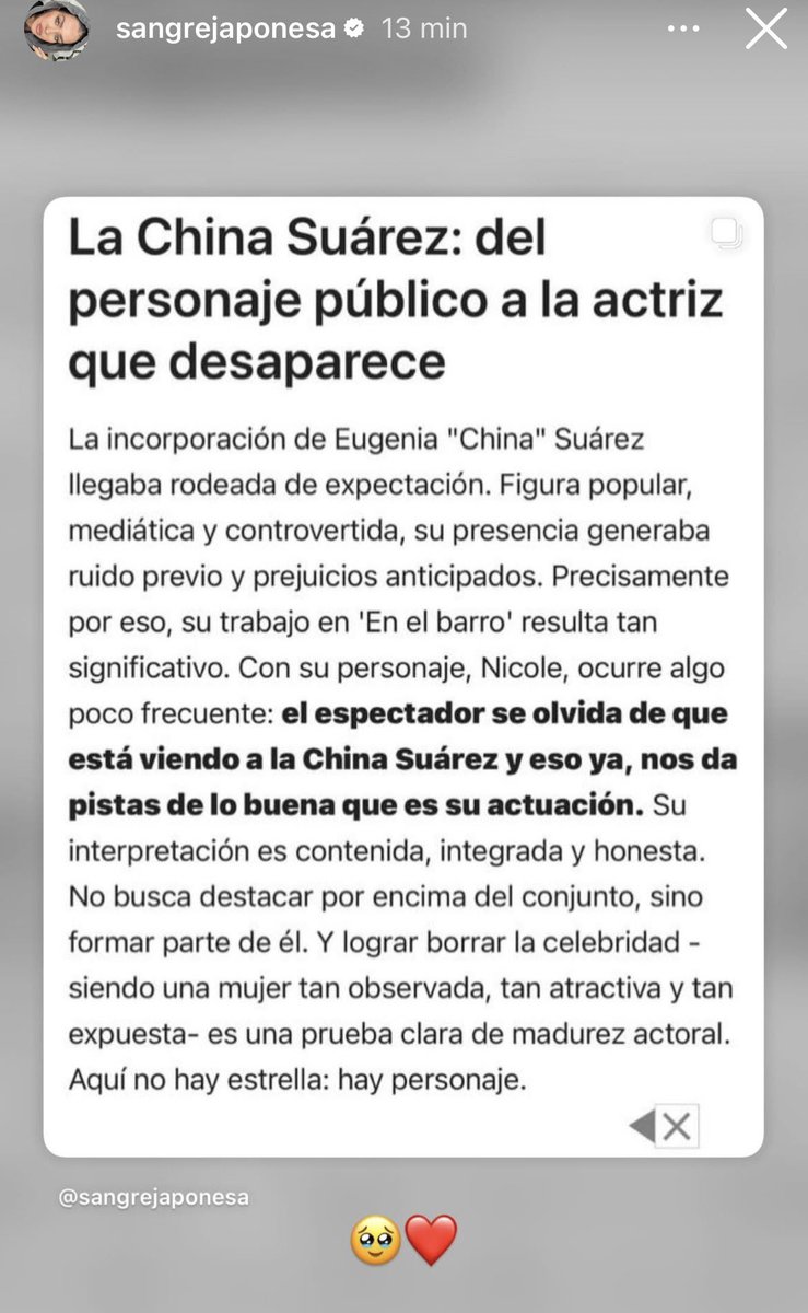 Chismeteandoo's tweet photo. “No busca destacar por encima del conjunto, sino formar parte de él. Y lograr borrar la celebridad, siendo una mujer tan observada, tan atractiva y tan expuesta, es una prueba clara de madurez actoral” 👏🏻 La China no para de recibir elogios por su enorme trabajo en #EnElBarro2 https://t.co/ZtZjssBKHU